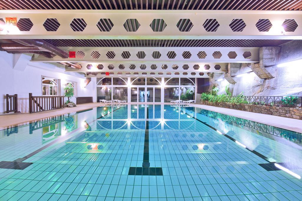 Hotel Aux Mille Etoiles Salvan Екстер'єр фото