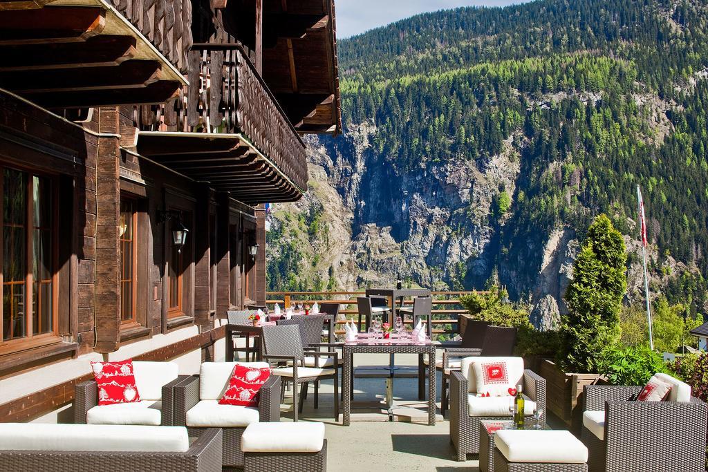 Hotel Aux Mille Etoiles Salvan Екстер'єр фото